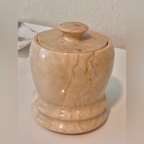 Italian Latte Cream Marble Jar with Lid - Global Views Decorative home accents - Picture 11 of 11